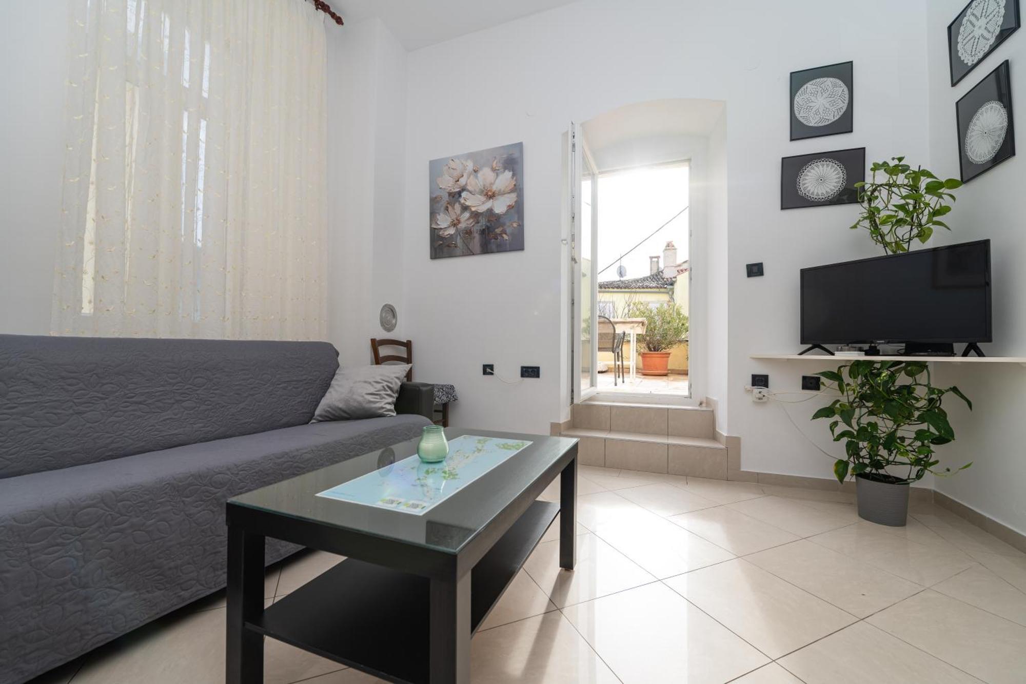 Aparment Kod Kule Leilighet Cres Eksteriør bilde
