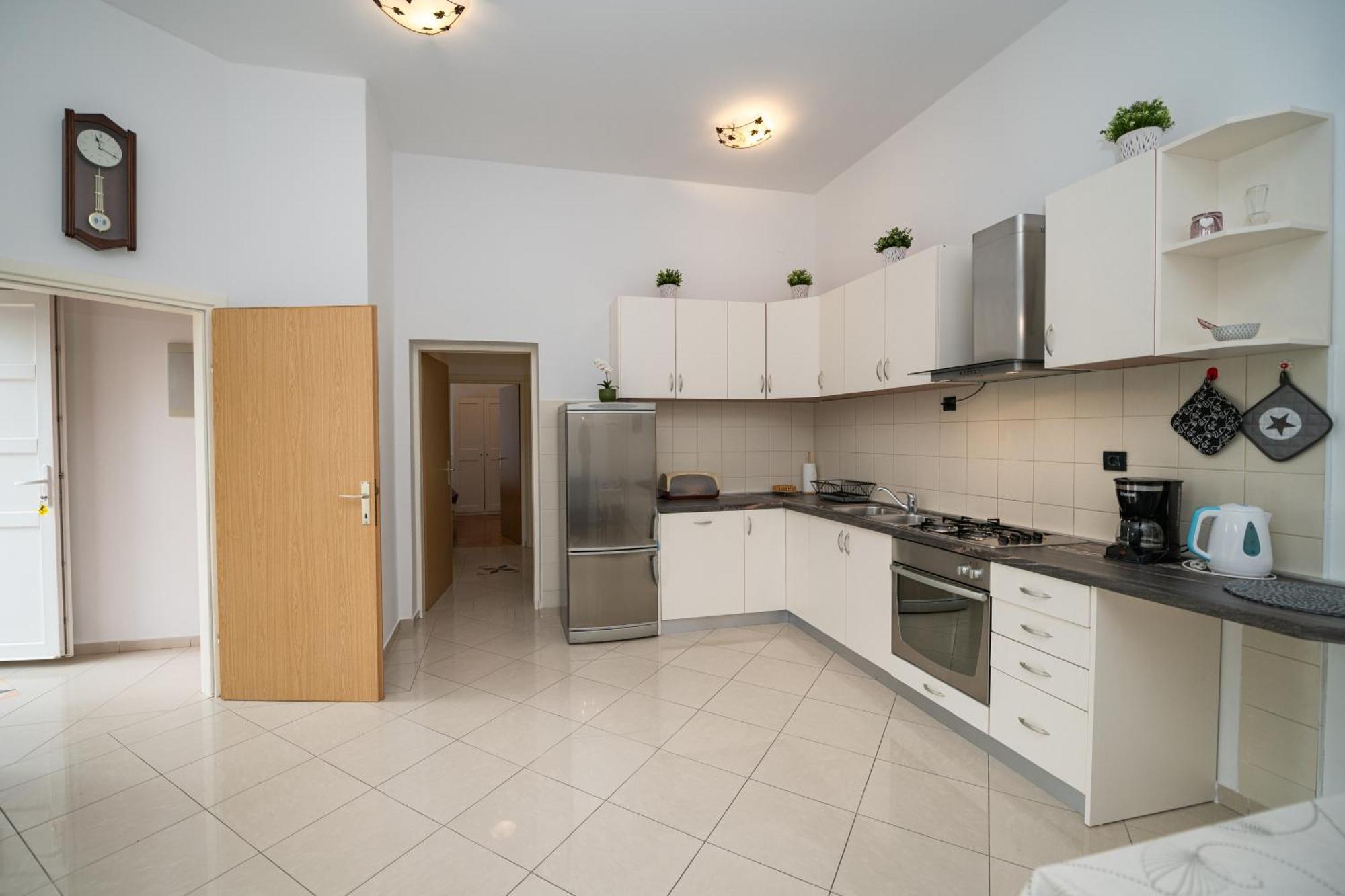 Aparment Kod Kule Leilighet Cres Eksteriør bilde