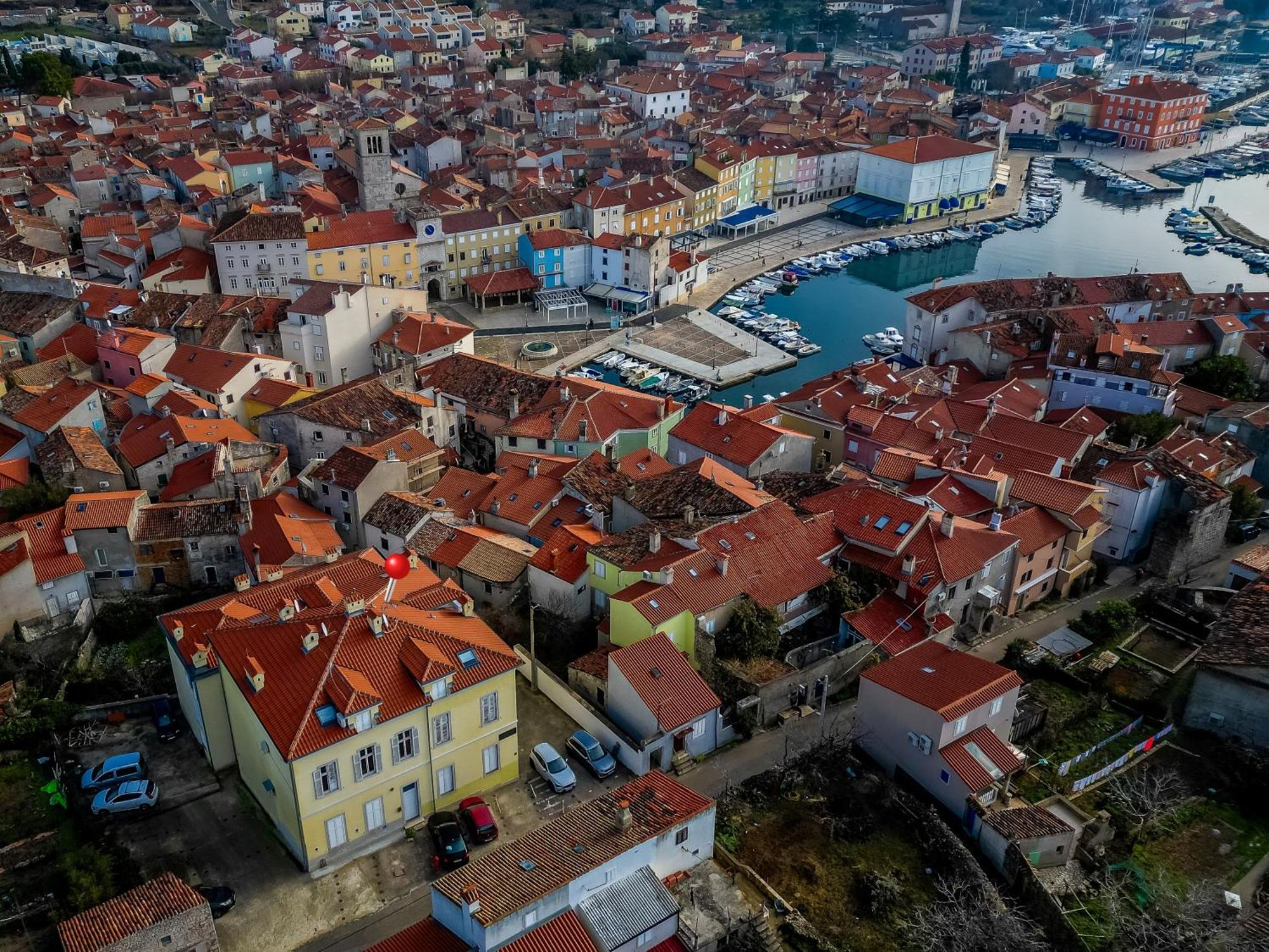 Aparment Kod Kule Leilighet Cres Eksteriør bilde